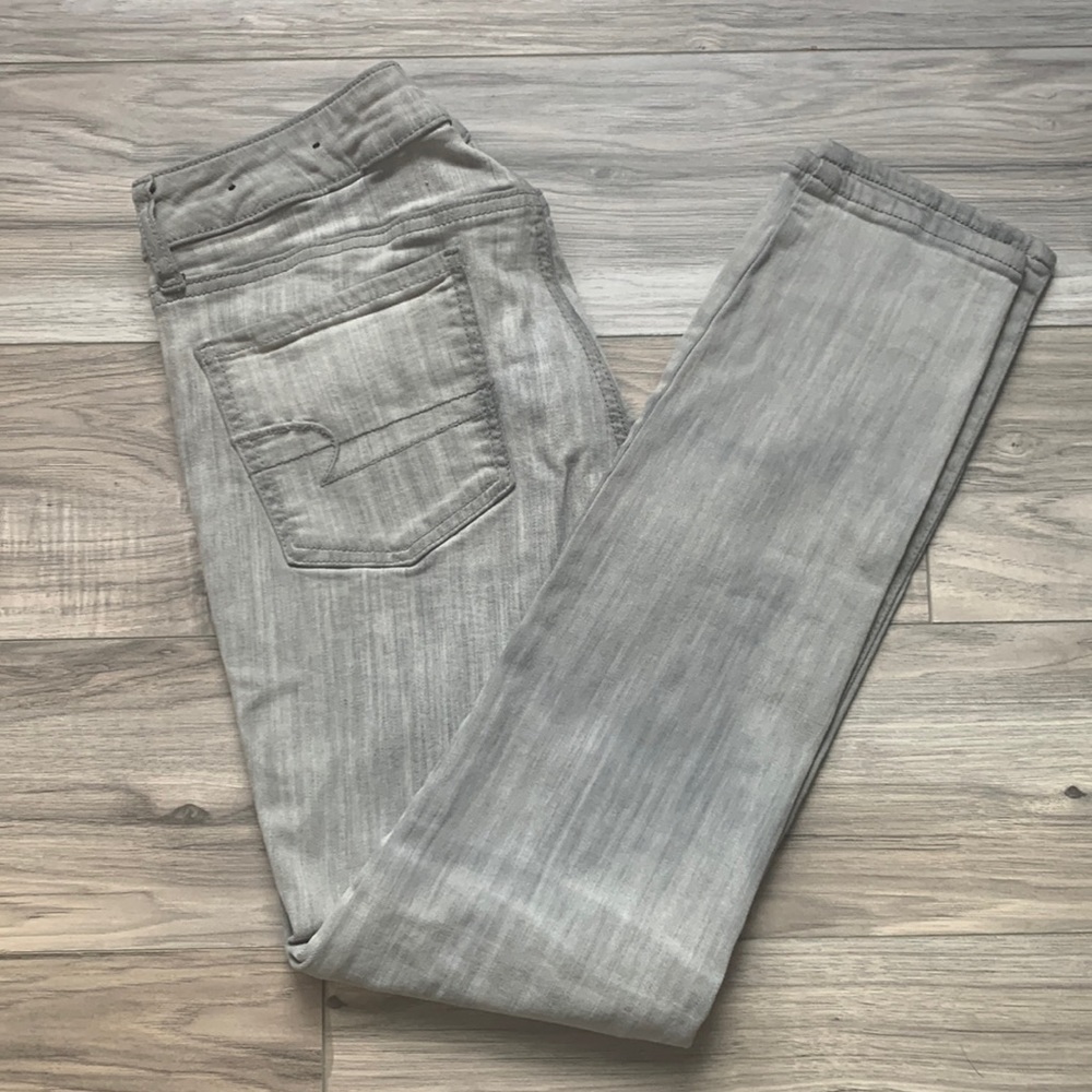 American Eagle Women’s stretch jeans 12